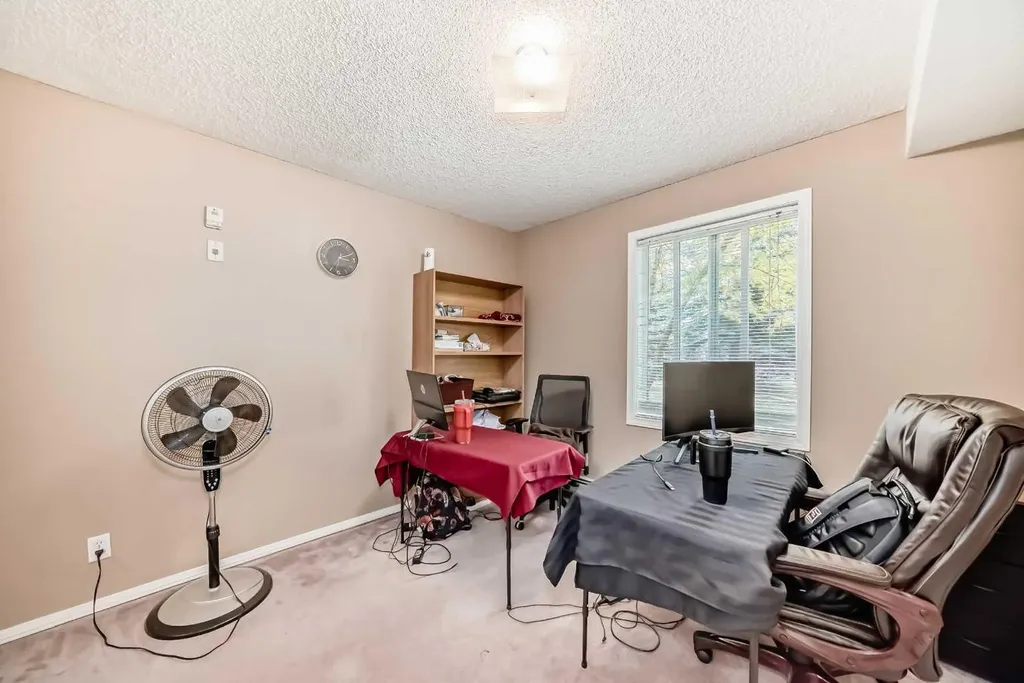 6000 Somervale Court SW Calgary AB T2Y 4J4