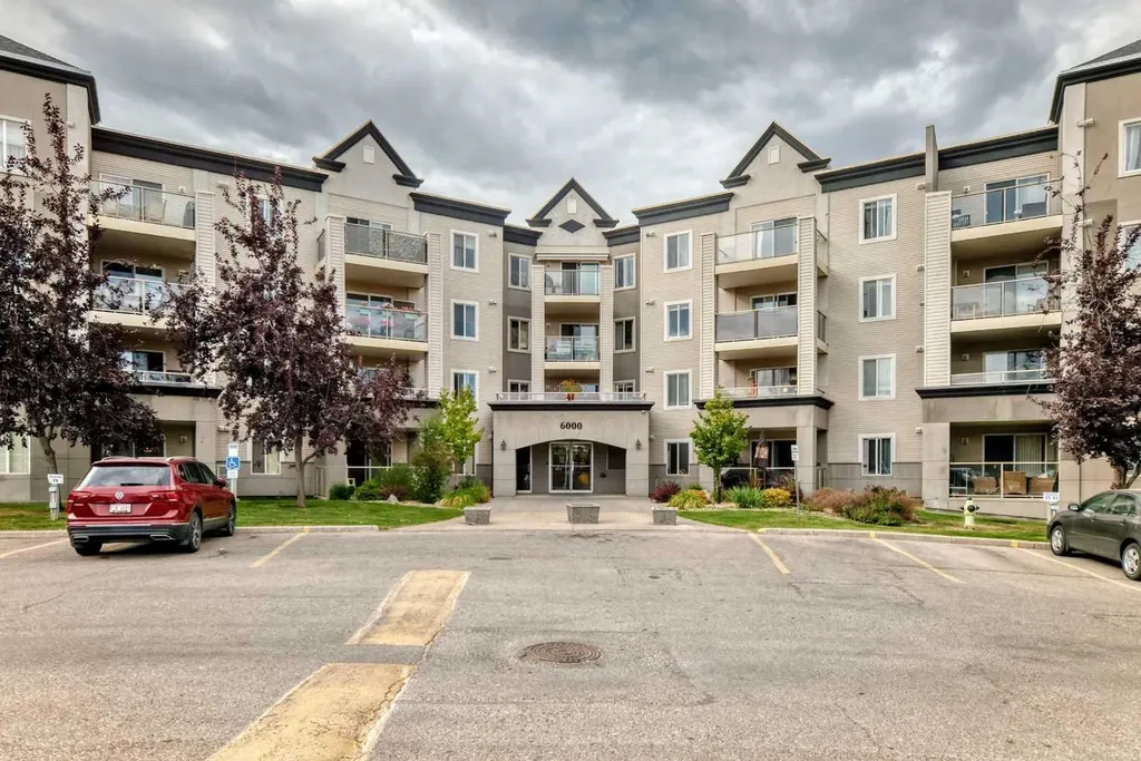 6000 Somervale Court SW Calgary AB T2Y 4J4