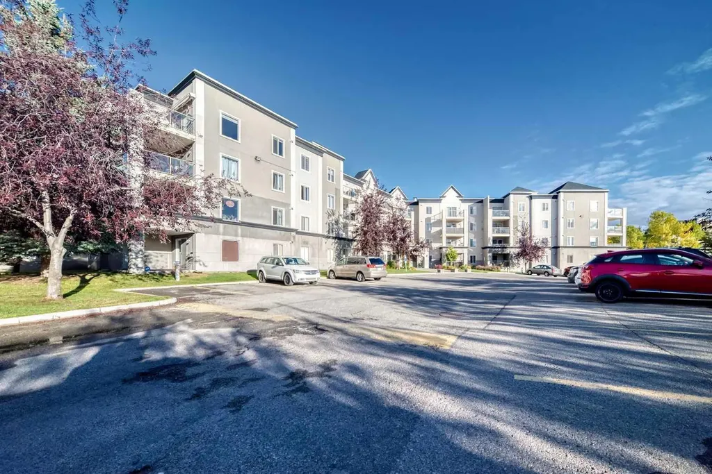 6000 Somervale Court SW Calgary AB T2Y 4J4