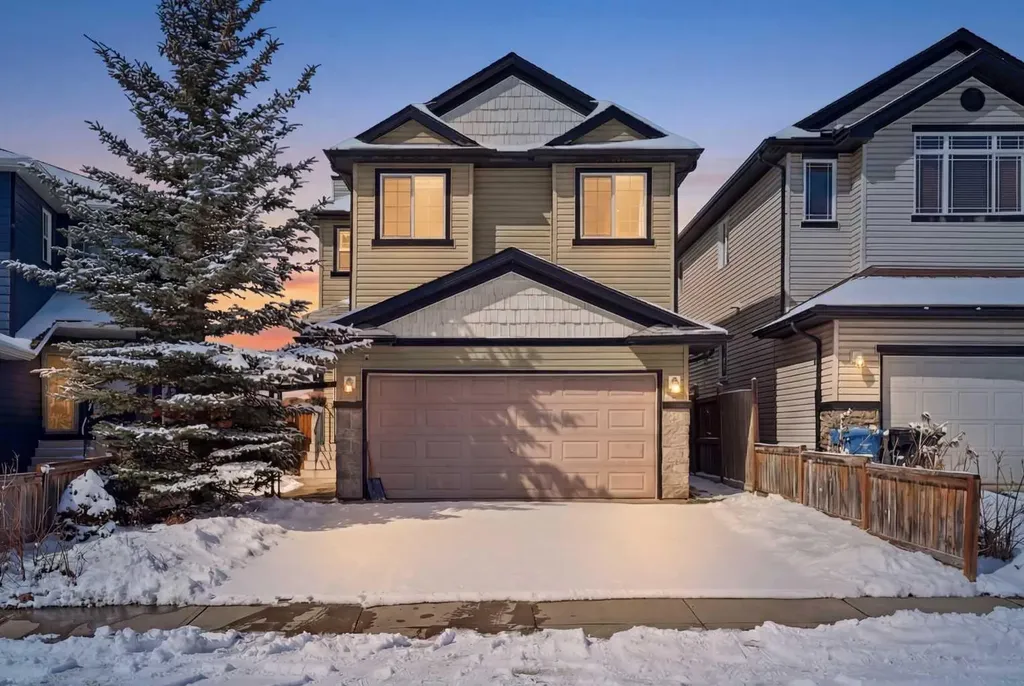 165 Saddlecrest Way NE Calgary AB T3J 5N1