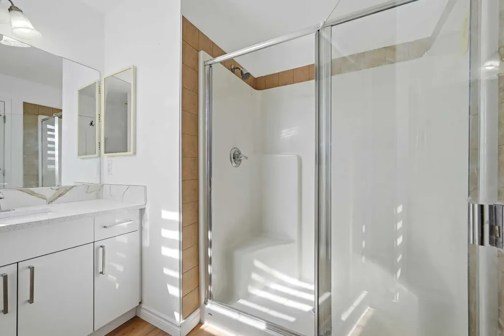 165 Saddlecrest Way NE Calgary AB T3J 5N1