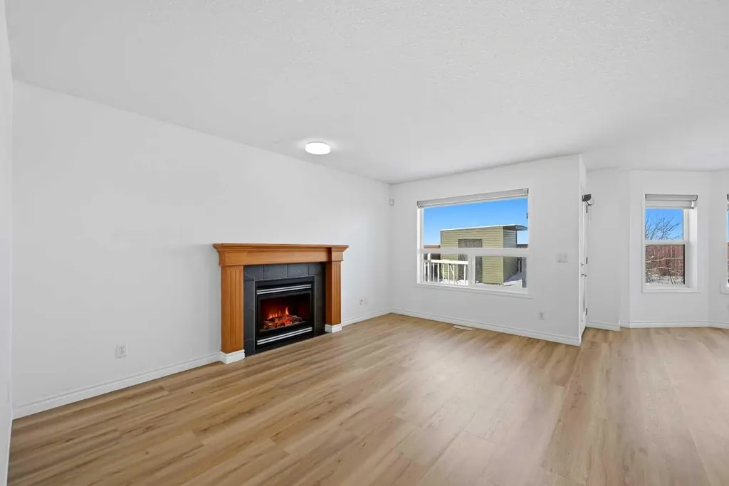 165 Saddlecrest Way NE Calgary AB T3J 5N1