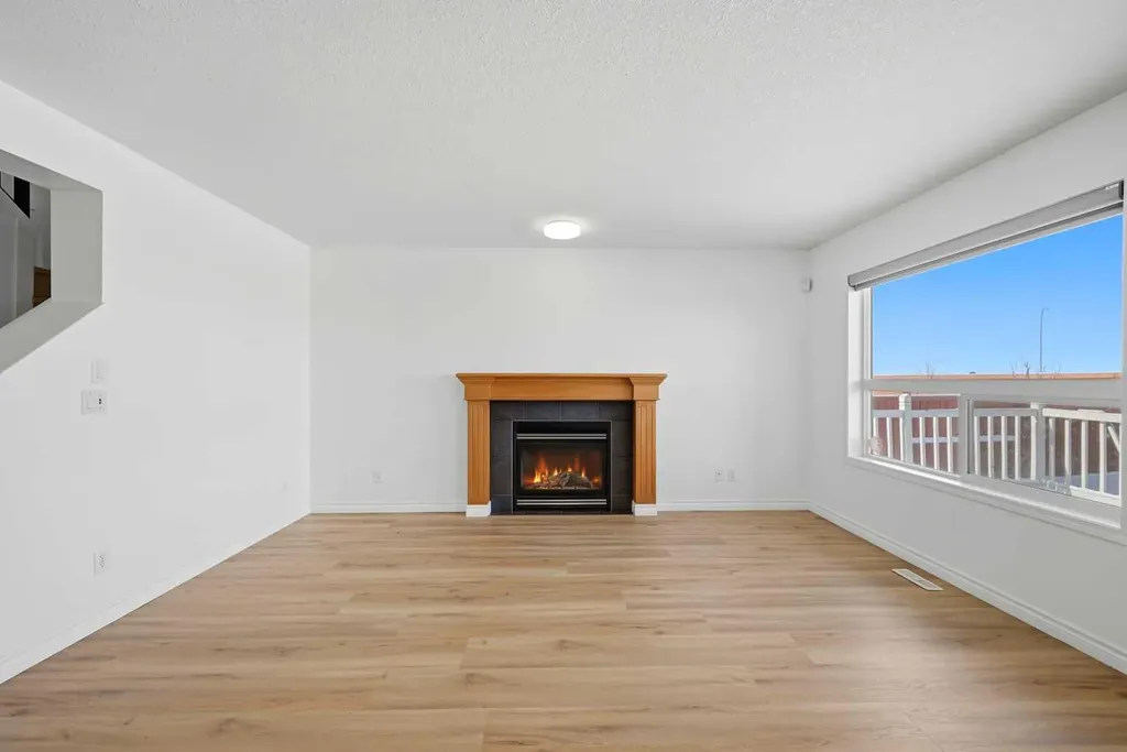 165 Saddlecrest Way NE Calgary AB T3J 5N1