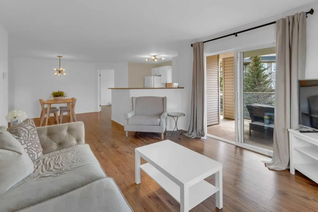 6000 Somervale Court SW Calgary AB T2Y4J4