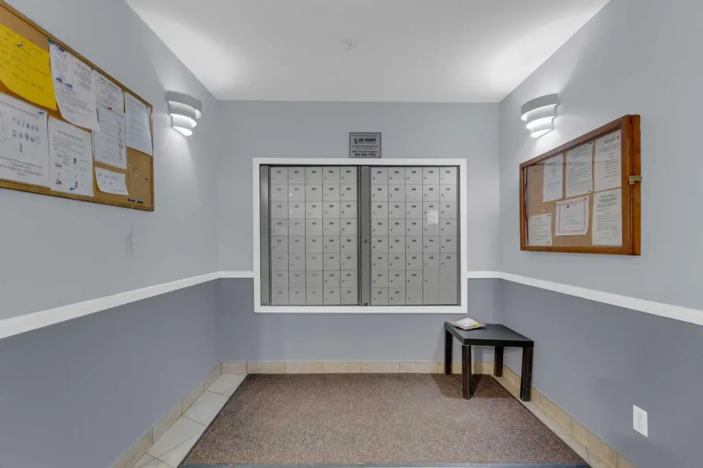 6000 Somervale Court SW Calgary AB T2Y4J4
