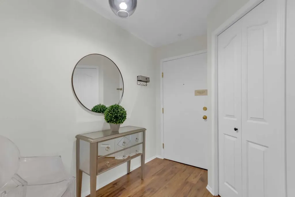 6000 Somervale Court SW Calgary AB T2Y4J4