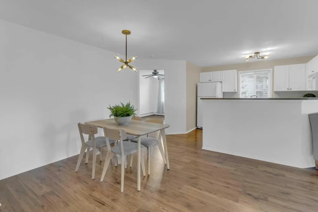 6000 Somervale Court SW Calgary AB T2Y4J4
