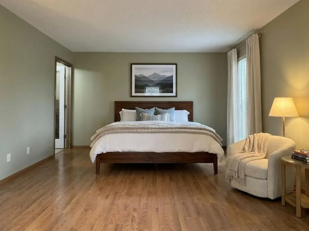 2409 20 Street N Lethbridge AB T1H 4T9