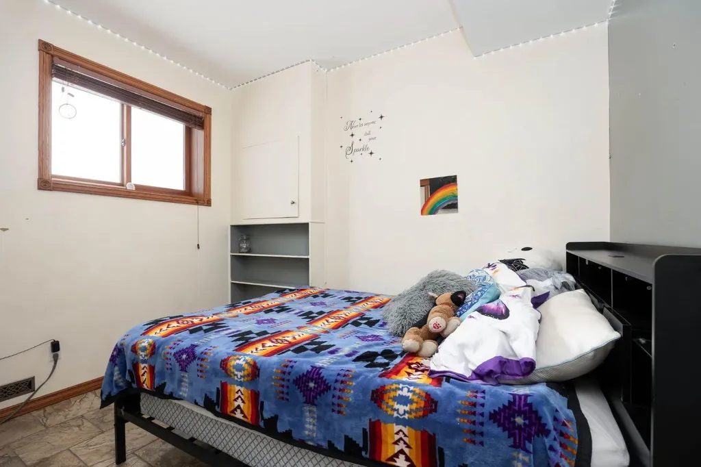 200 Weiss Drive Saprae Creek AB T9H 5B4