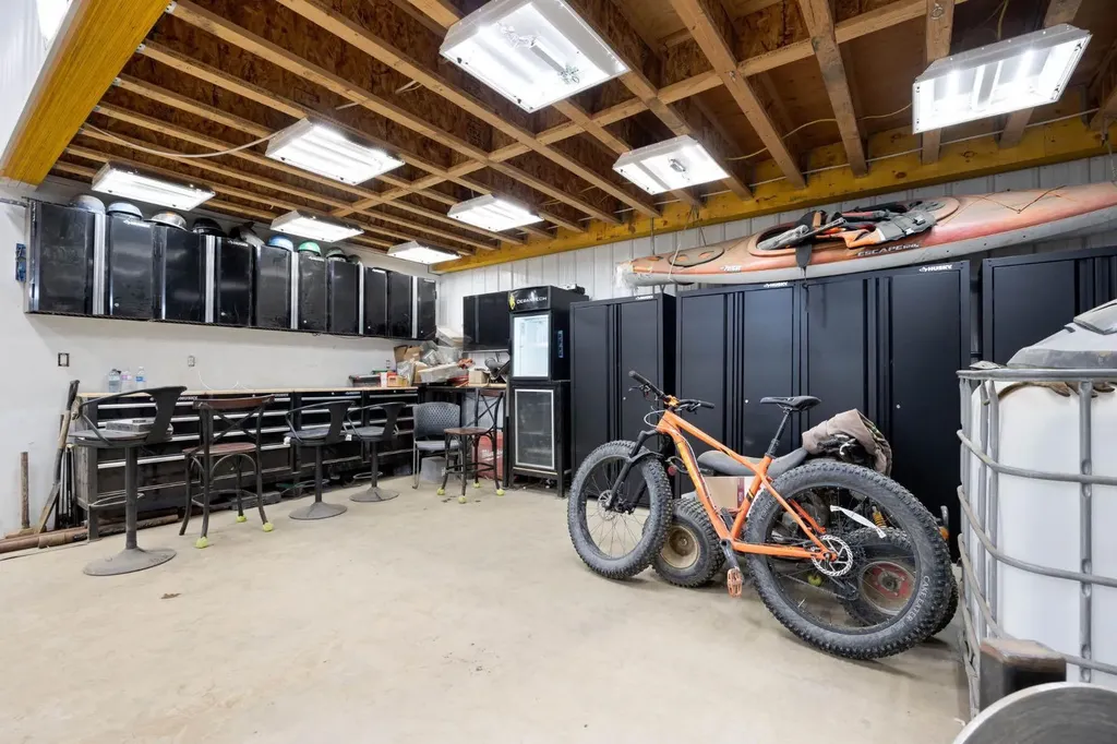 200 Weiss Drive Saprae Creek AB T9H 5B4