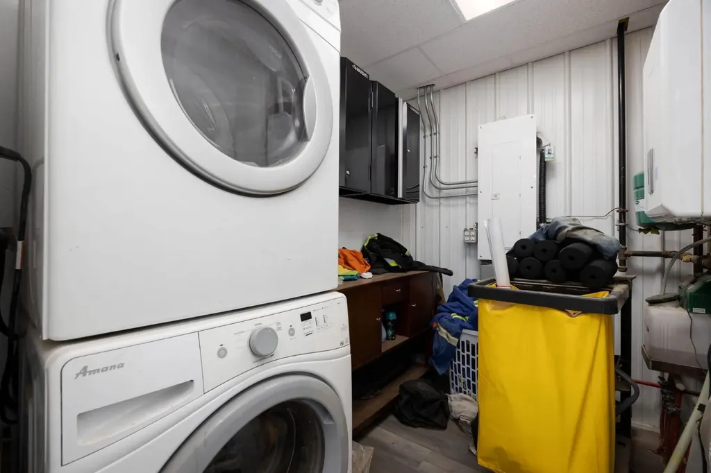 200 Weiss Drive Saprae Creek AB T9H 5B4