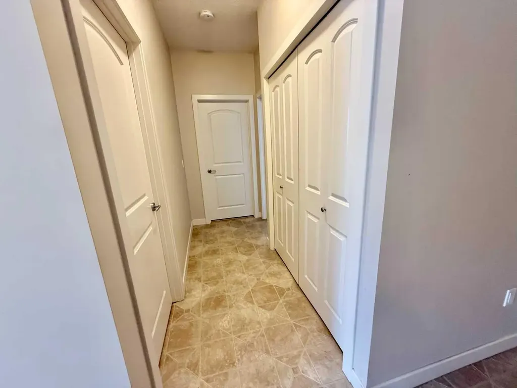 109 Seabolt Drive Hinton AB T7V 1K2