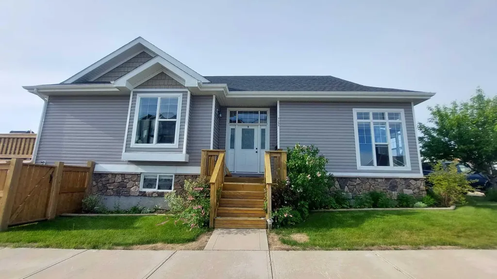 7135 Henner's Road Lacombe AB T4L0C3