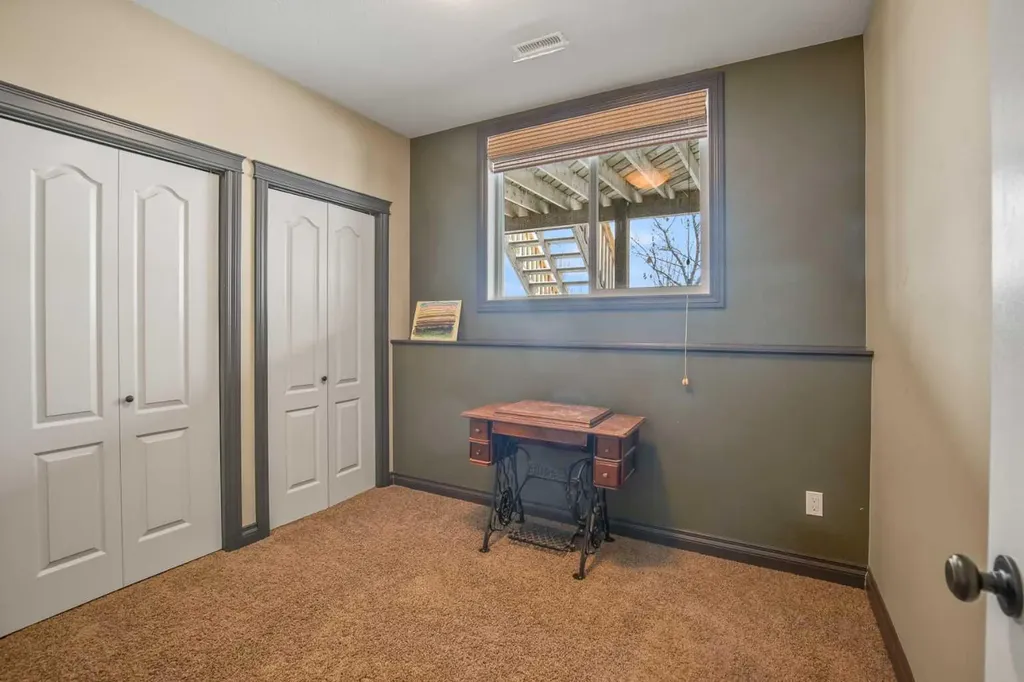 7135 Henner's Road Lacombe AB T4L0C3