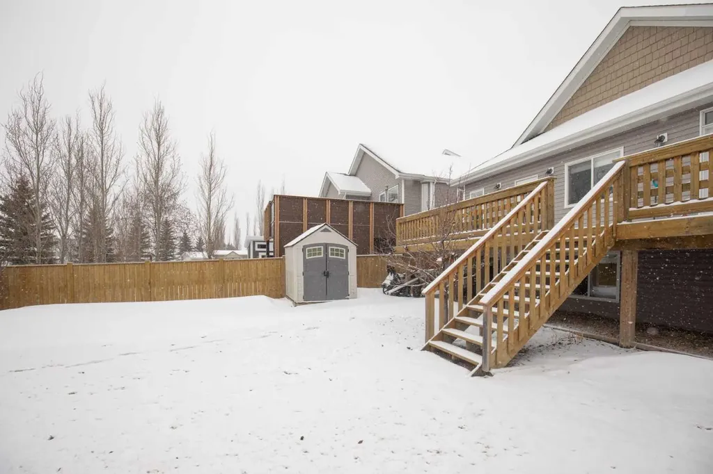 7135 Henner's Road Lacombe AB T4L0C3