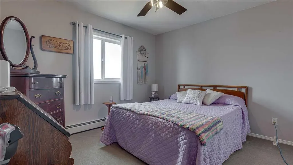 3 Broadway Rise Sylvan Lake AB T4S 0G9
