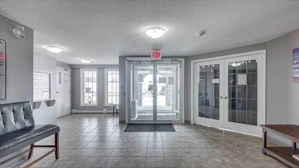 3 Broadway Rise Sylvan Lake AB T4S 0G9
