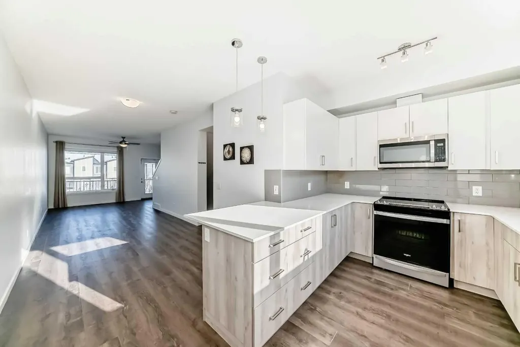 263 Redstone Boulevard NE Calgary AB T3N 1V7