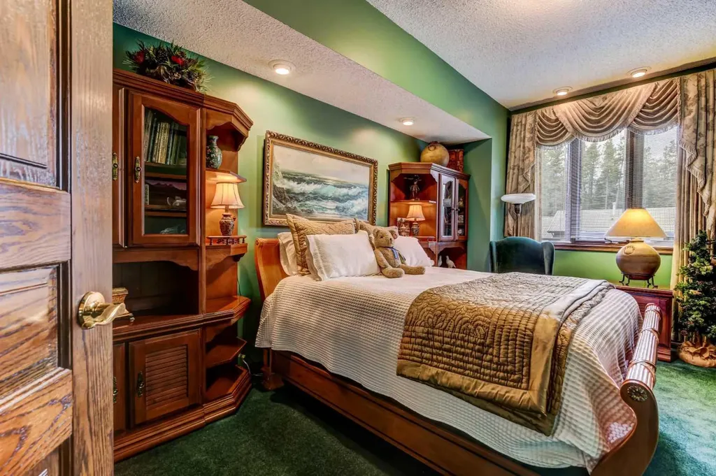 5 Cascade Court Banff AB T1L 1B1