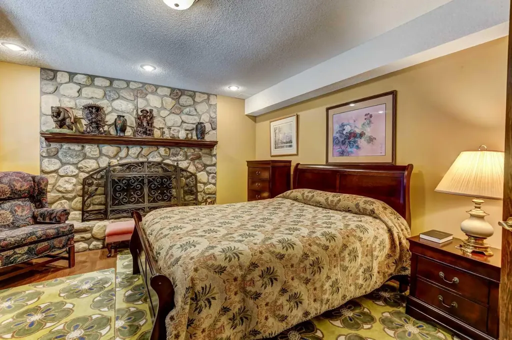 5 Cascade Court Banff AB T1L 1B1