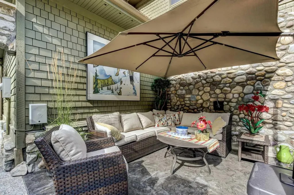 5 Cascade Court Banff AB T1L 1B1
