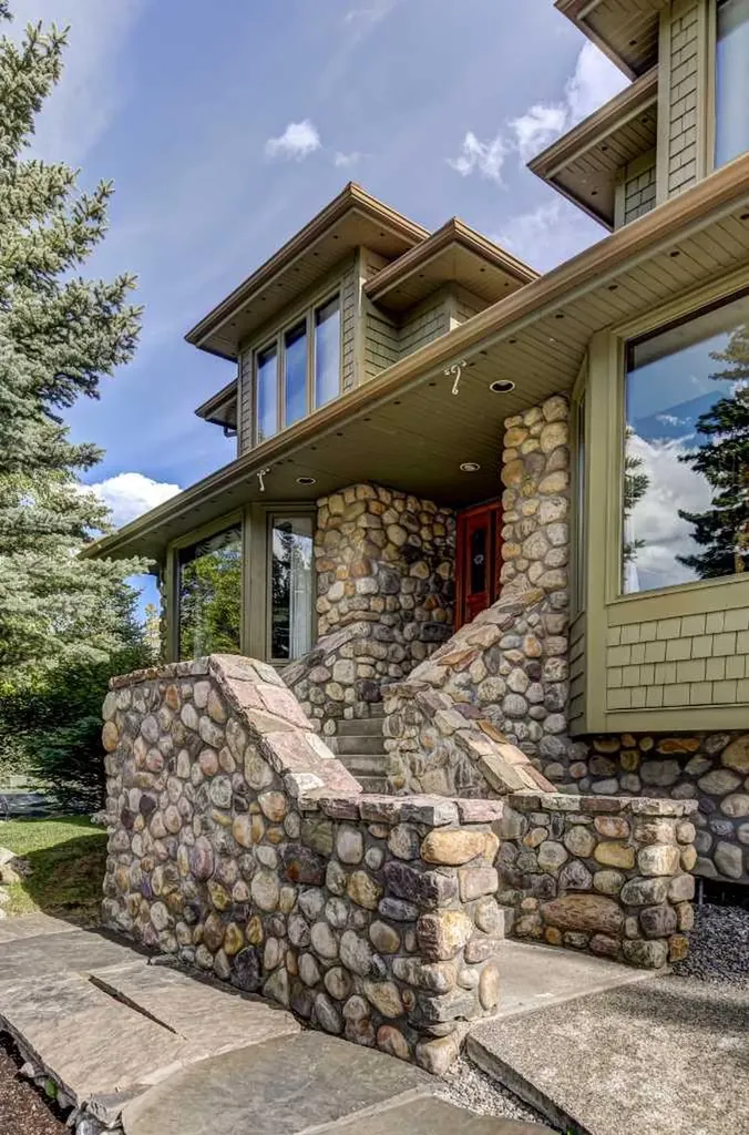 5 Cascade Court Banff AB T1L 1B1