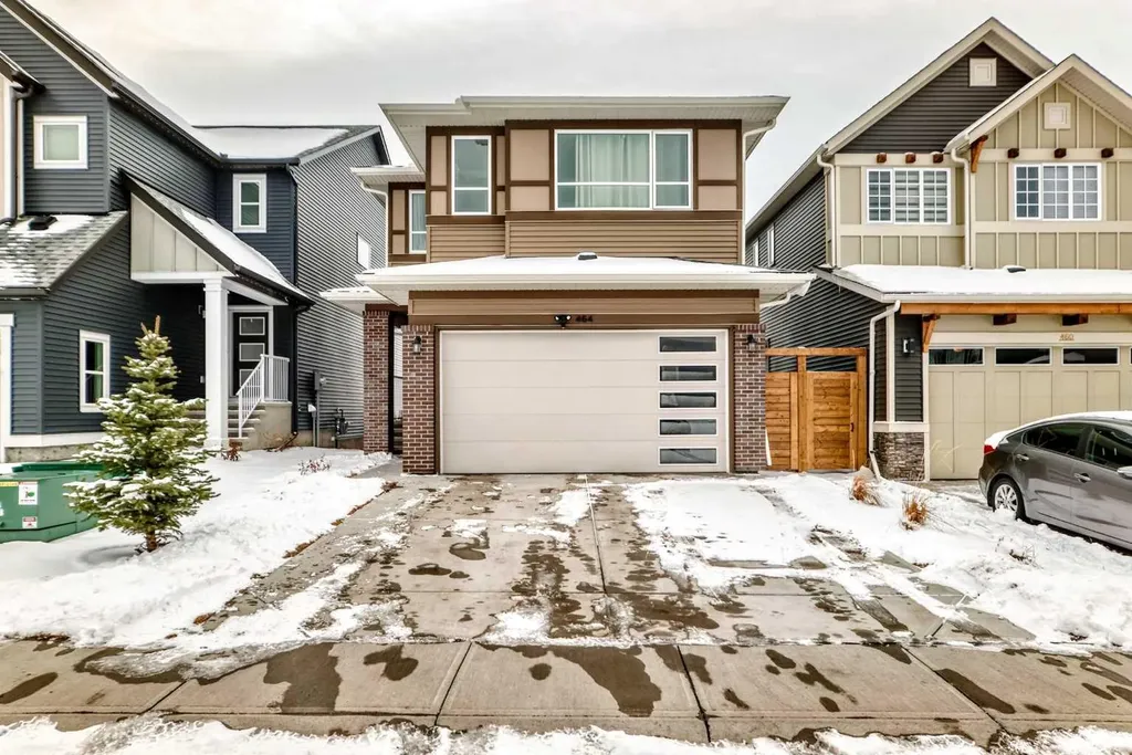 464 Lawthorn Way SE Airdrie AB T4A 3M8