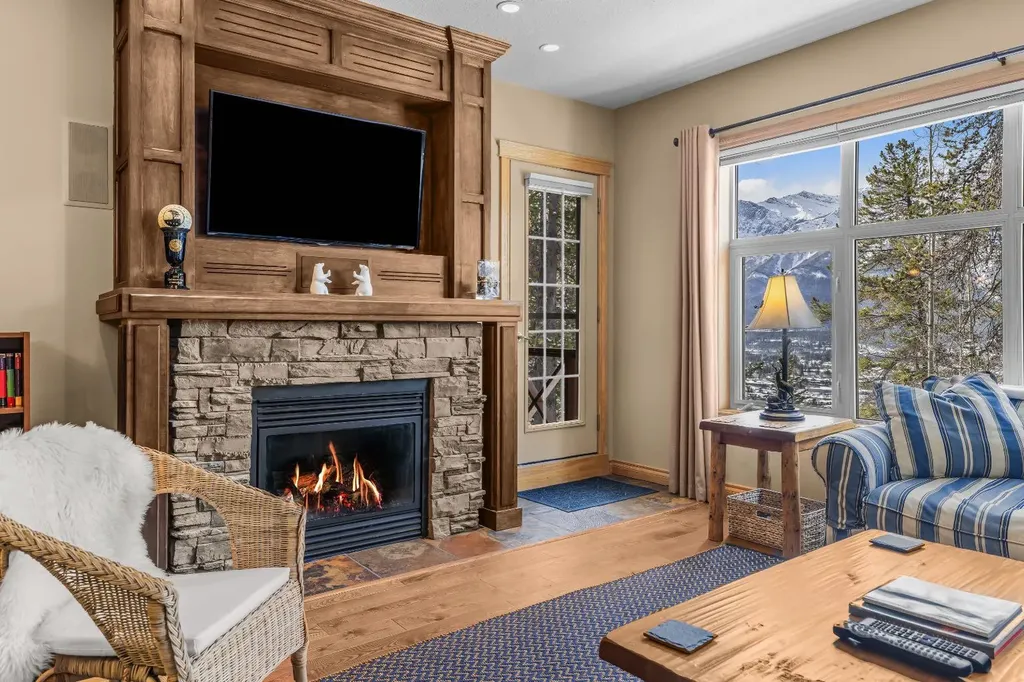 3 Aspen Glen Canmore AB T1W 1A6