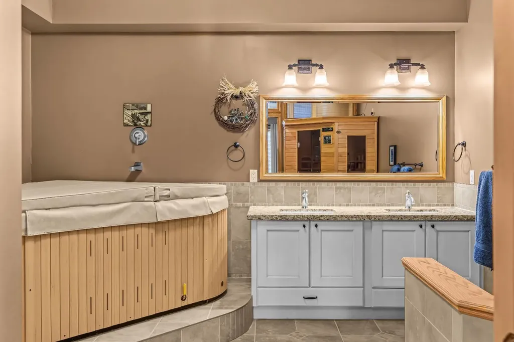 3 Aspen Glen Canmore AB T1W 1A6