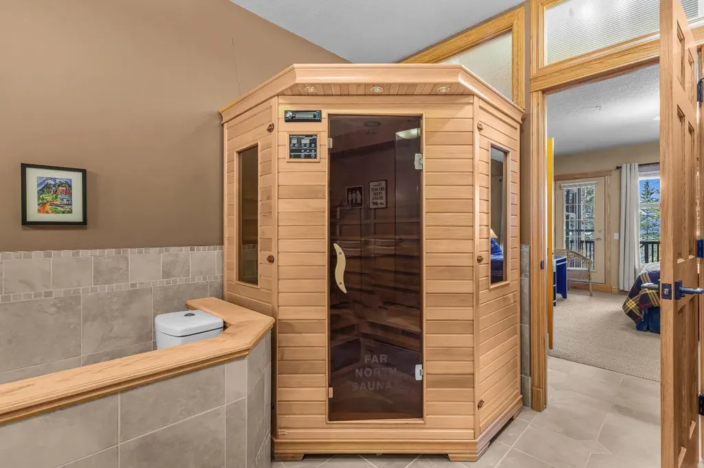 3 Aspen Glen Canmore AB T1W 1A6