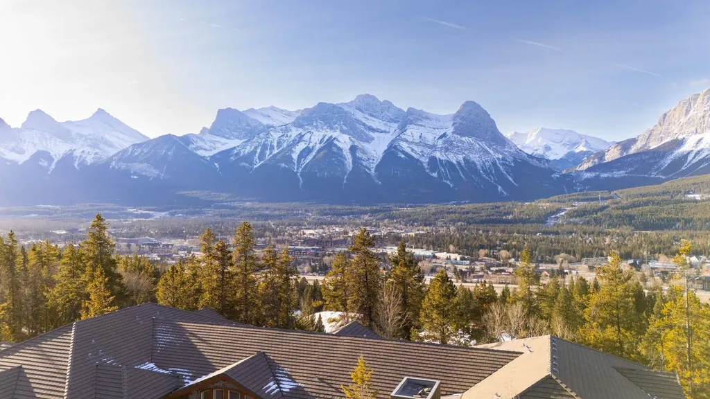 3 Aspen Glen Canmore AB T1W 1A6