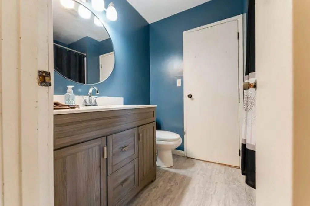 25 Park Place Drumheller AB T0J0Y1