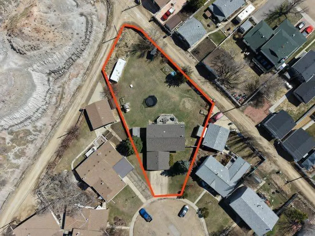 25 Park Place Drumheller AB T0J0Y1
