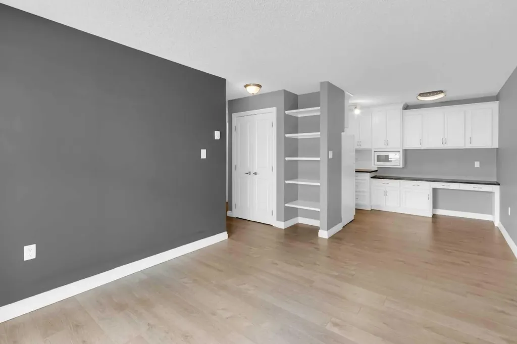 1602 11 Avenue SW Calgary AB T3C 0N2