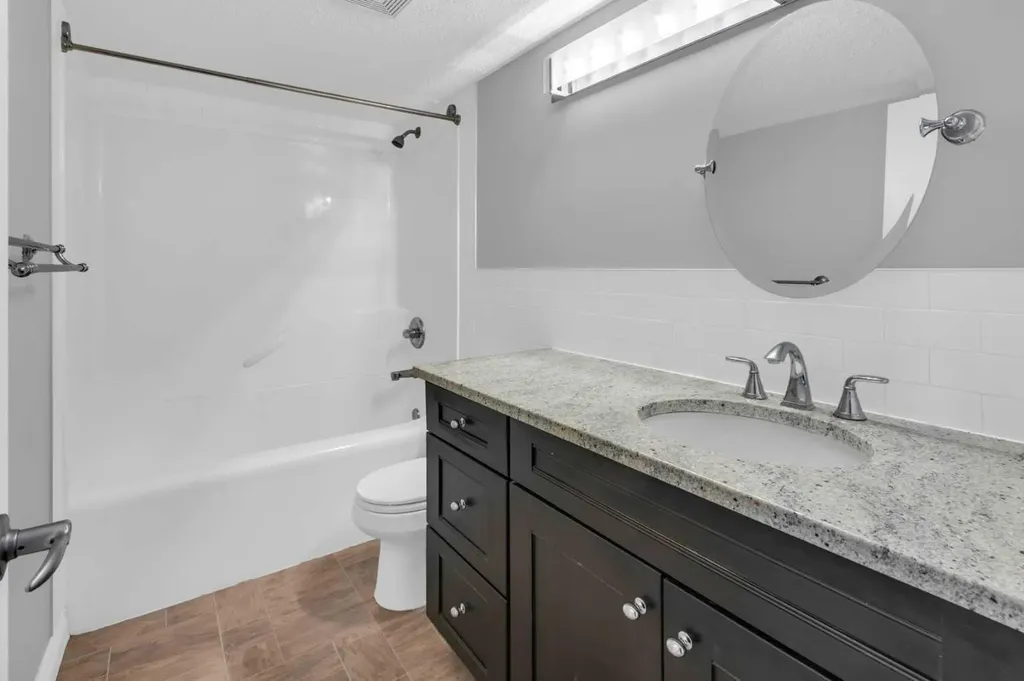 1602 11 Avenue SW Calgary AB T3C 0N2