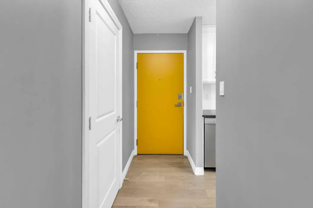 1602 11 Avenue SW Calgary AB T3C 0N2