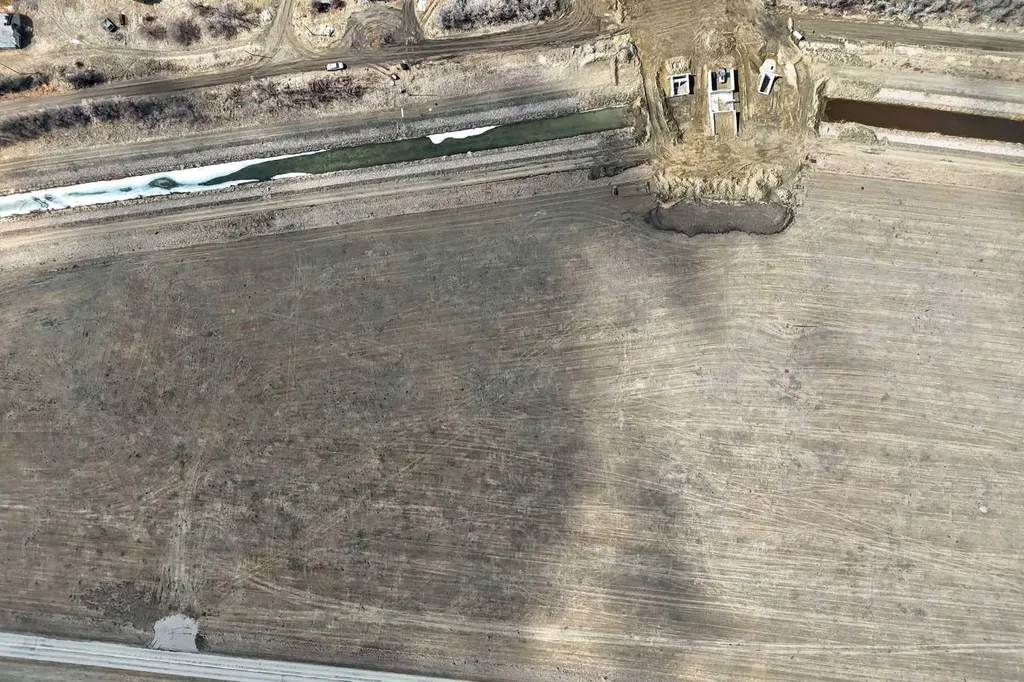 235082 Range Road 243 Strathmore AB T1P 2C9