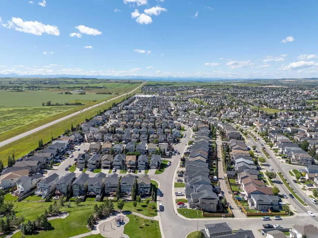 184 Cimarron Vista Way Okotoks AB T1S 0K3