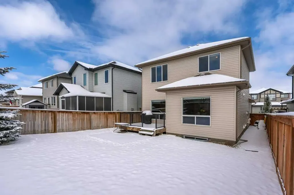 105 Wildrose Green Strathmore AB T1P 0G4