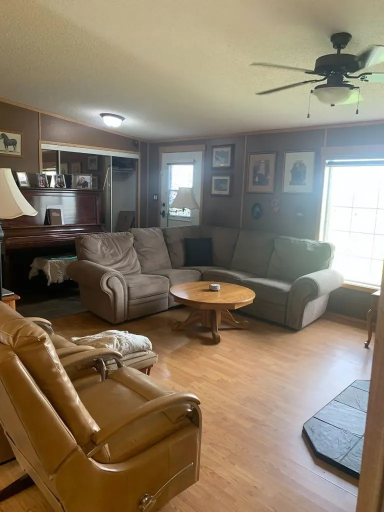 4142 Township Road 290 Rural Mountain View County AB T0M1L0