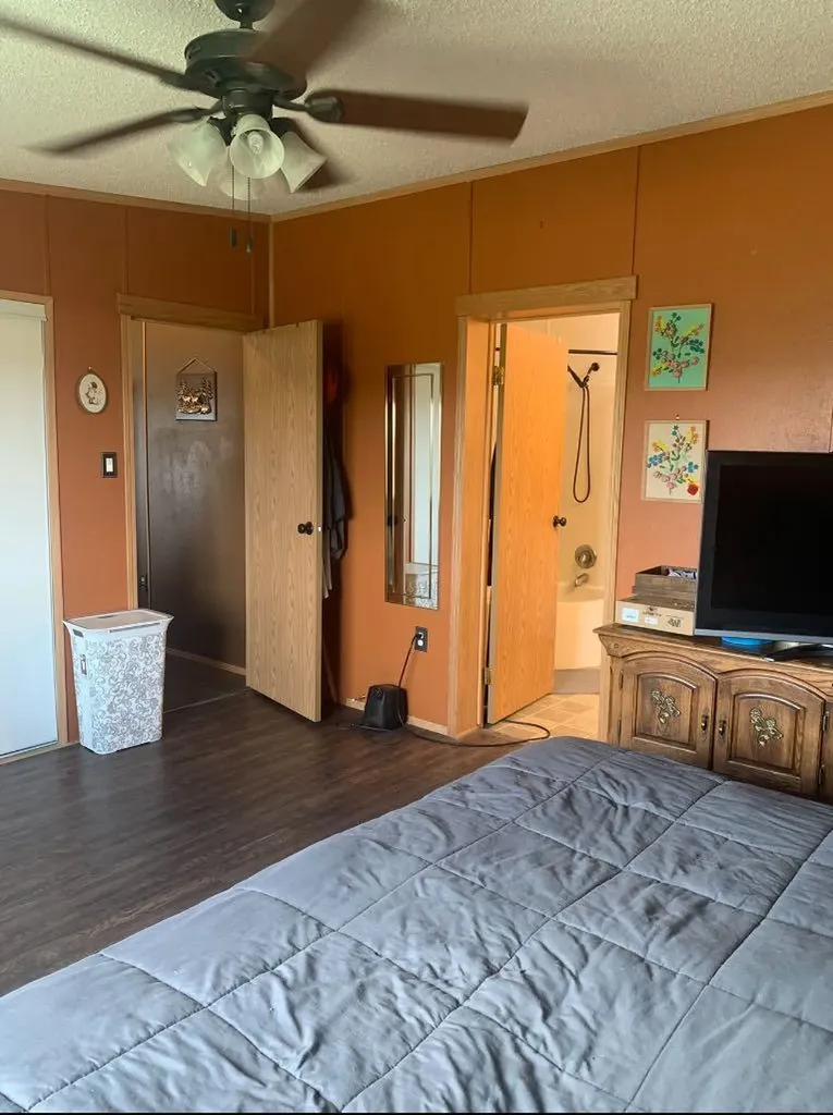4142 Township Road 290 Rural Mountain View County AB T0M1L0