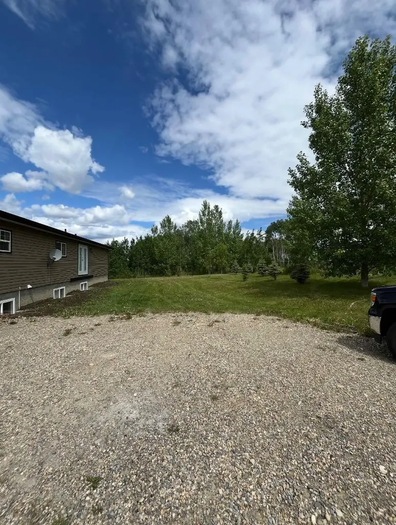 4142 Township Road 290 Rural Mountain View County AB T0M1L0