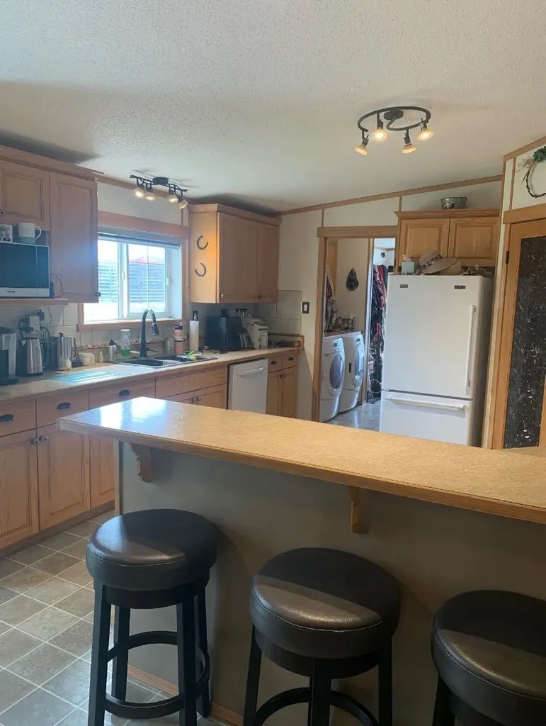 4142 Township Road 290 Rural Mountain View County AB T0M1L0