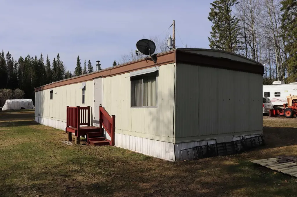17018 Township Road 540 Rural Yellowhead County AB T7E 3J9