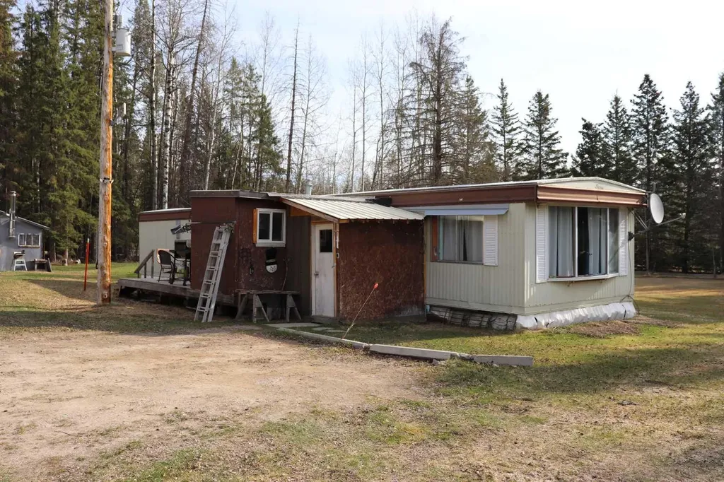 17018 Township Road 540 Rural Yellowhead County AB T7E 3J9