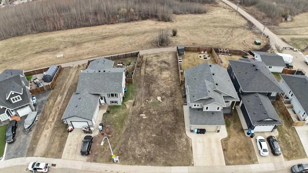 114 Adrian Crescent Fort Mcmurray AB T9J5J3
