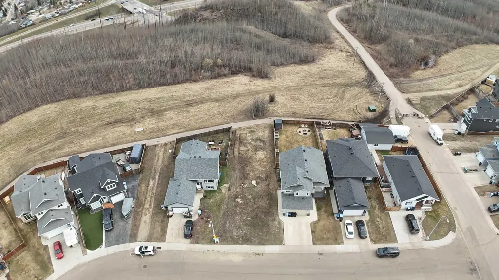 114 Adrian Crescent Fort Mcmurray AB T9J5J3