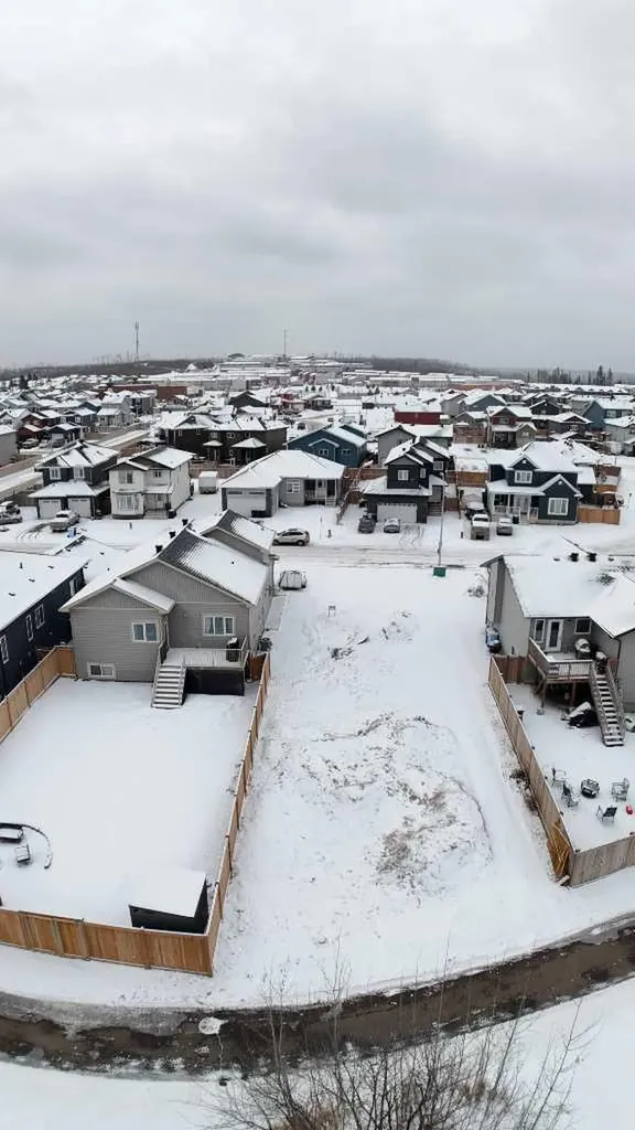 114 Adrian Crescent Fort Mcmurray AB T9J5J3