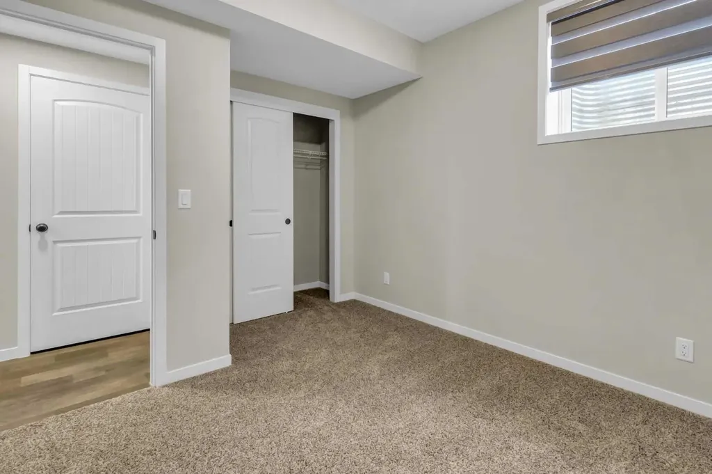 249 Aquila Drive NW Calgary AB T3R 1Y6