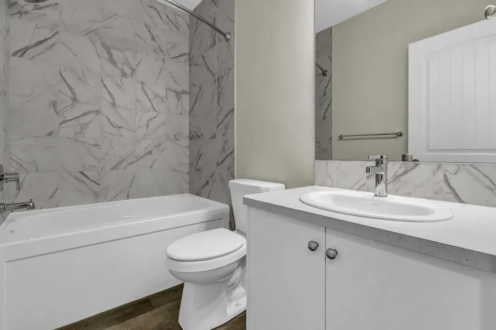 249 Aquila Drive NW Calgary AB T3R 1Y6